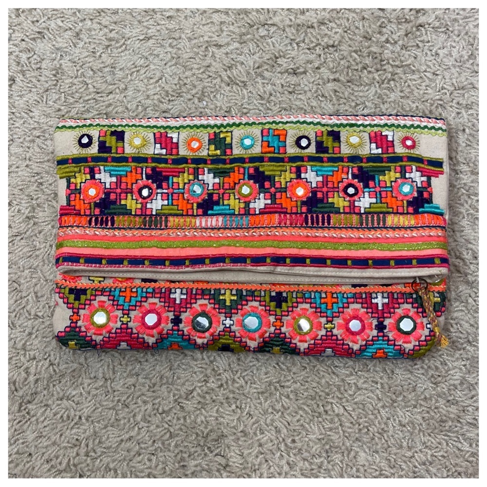 Star mela clutch